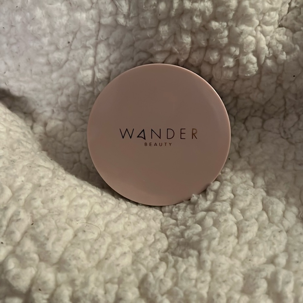 Wander beauty after hours